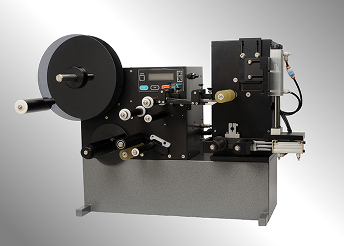 Customizable Labeling Machines - Pressure Sensitive Labelers & Product  Labeling Equipment